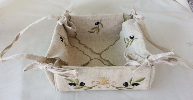 Bread Basket Olive